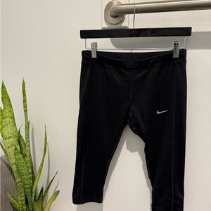 Nike Black Knee Length Leggings Athletic Wear